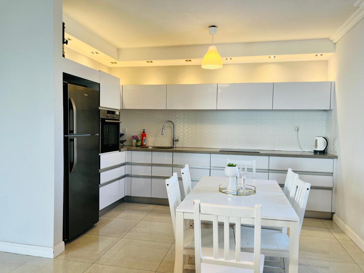 Royal Aparatment On The Sea , Blvd Nitza 34 Netanja Buitenkant foto